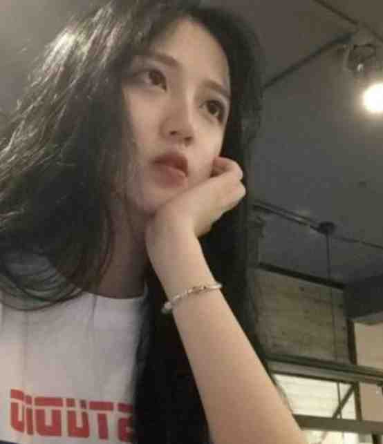 二婚女总裁后，前妻哭着求复合爆火全网