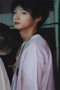 山高水远不相逢连载