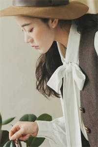 你是人间惊鸿客精品推荐