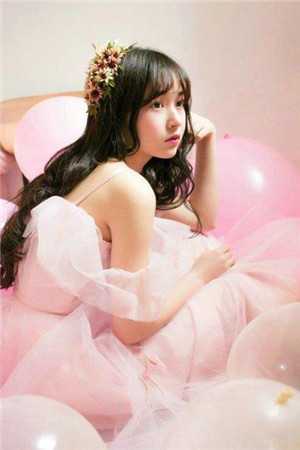 亲妈资助了四年的贫困生，竟是我的死对头？在线阅读