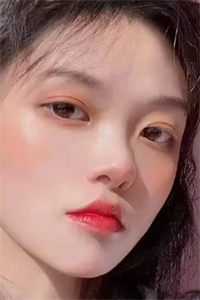 千山风起似旧年畅销巨著