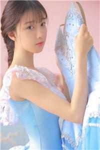 富家女抢我男友，用超跑撞我红旗国礼精彩