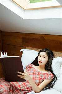 未婚妻助理当众向她求婚后，我的身份曝光了爆款宝藏