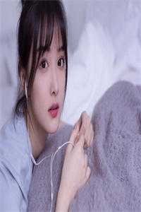 未婚妻和男闺蜜在酒吧领证，我摇骰子让他们倾家荡产新上热文