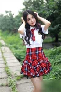 新婚夜走错房，被军官小叔亲哭了热门推荐