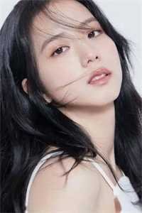 婚礼前，未婚夫设计的婚纱却不是给我的完整阅读