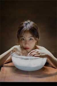 婚礼前，未婚夫设计的婚纱却不是给我的小说免费阅读全文