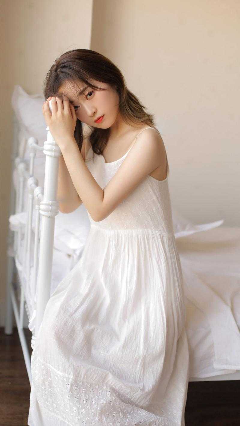 穿成男主和反派的恶毒亲妈热门