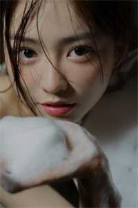 十年一梦晚梨辞精彩